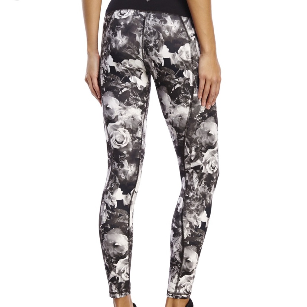 Betsey Johnson black floral ankle leggings